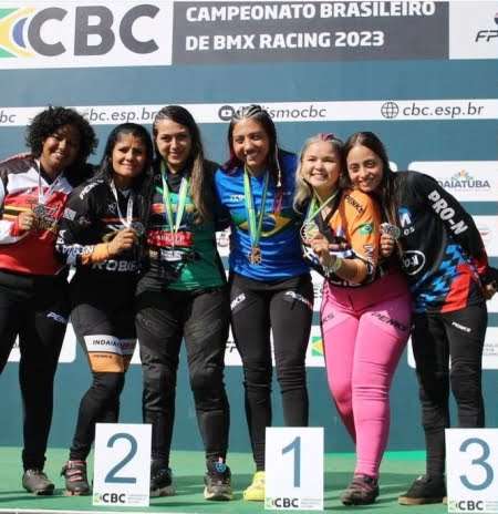 Bicicross de Jacareí conquista três títulos no Campeonato Brasileiro