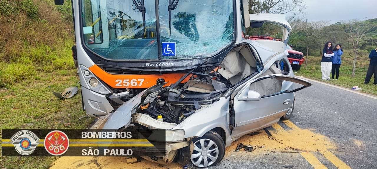 Acidente grave mata uma pessoa e deixa uma criança ferida na Rodovia SP-50