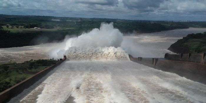 Após 50 anos, Brasil e Paraguai negociam revisão do acordo de Itaipu Binacional