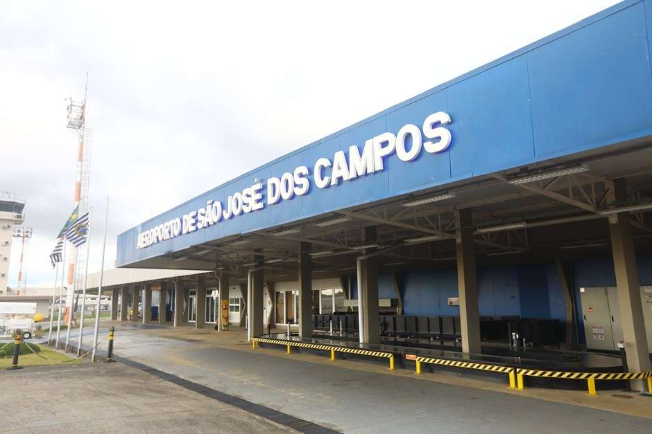 Aeroporto de São José dos Campos passa por obras na pavimentação