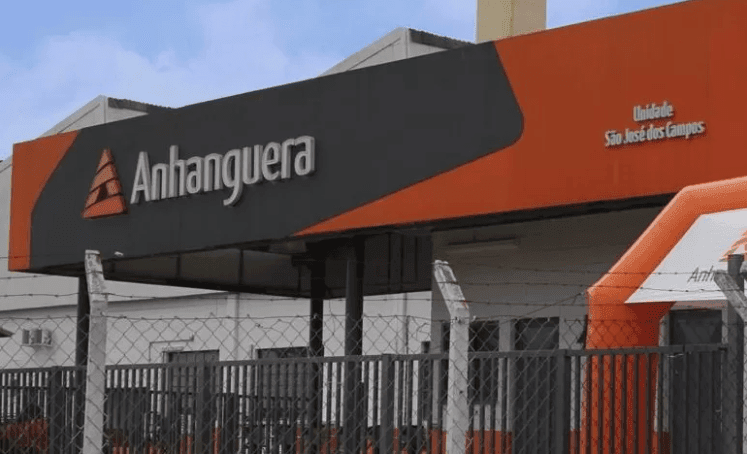 Anhanguera promove feira da empregabilidade com mais de 500 vagas
