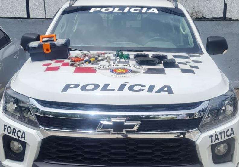Criminosos são identificados pelo CSI e presos pela PM por tentativa de furto em São José dos Campos