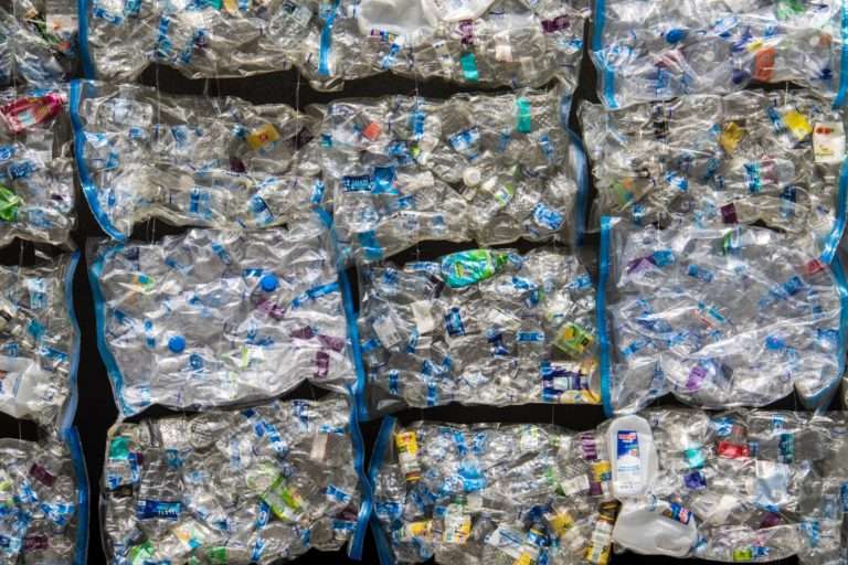 Reciclagem no Brasil atinge apenas 4% de detritos de tudo que é coletado