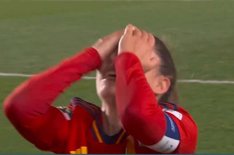 Espanha bate Suécia e disputa final da Copa de futebol feminina pela primeira vez