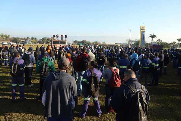 Trabalhadores da Gerdau de Pindamonhangaba aprovam layoff