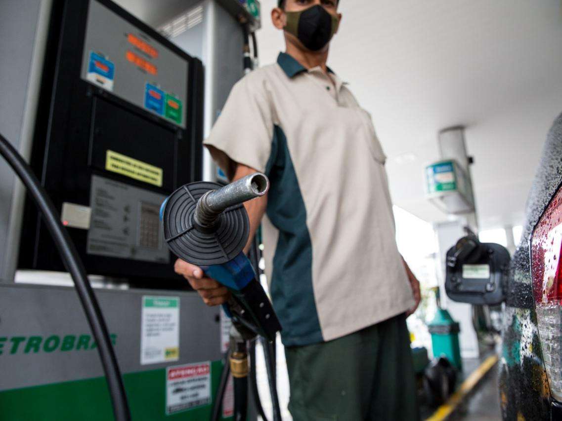 Petrobras reajusta preços da gasolina e do diesel para distribuidoras