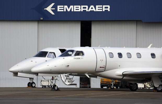Embraer abre 200 vagas de estágio para Técnicos e Universitários