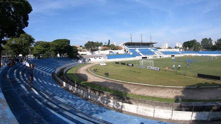 Taubaté anuncia projeto para reforma do estádio Joaquinzão