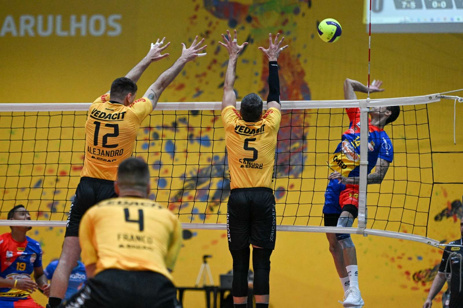 Farma Conde Vôlei São José é superado pelo Vedacit Guarulhos na estreia do Campeonato Paulista