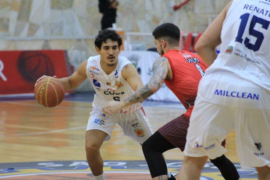 São José Basketball recebe Sesi Franca neste domingo pelo Campeonato Paulista