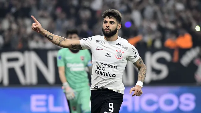 Com ou sem Roger Guedes, Corinthians vence de virada na Arena e, Yuri Alberto ficou livre, leve e solto e ainda marcou gol