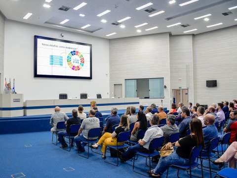 Câmara de São José sedia palestra sobre novas diretrizes de modernização do IPEM-SP