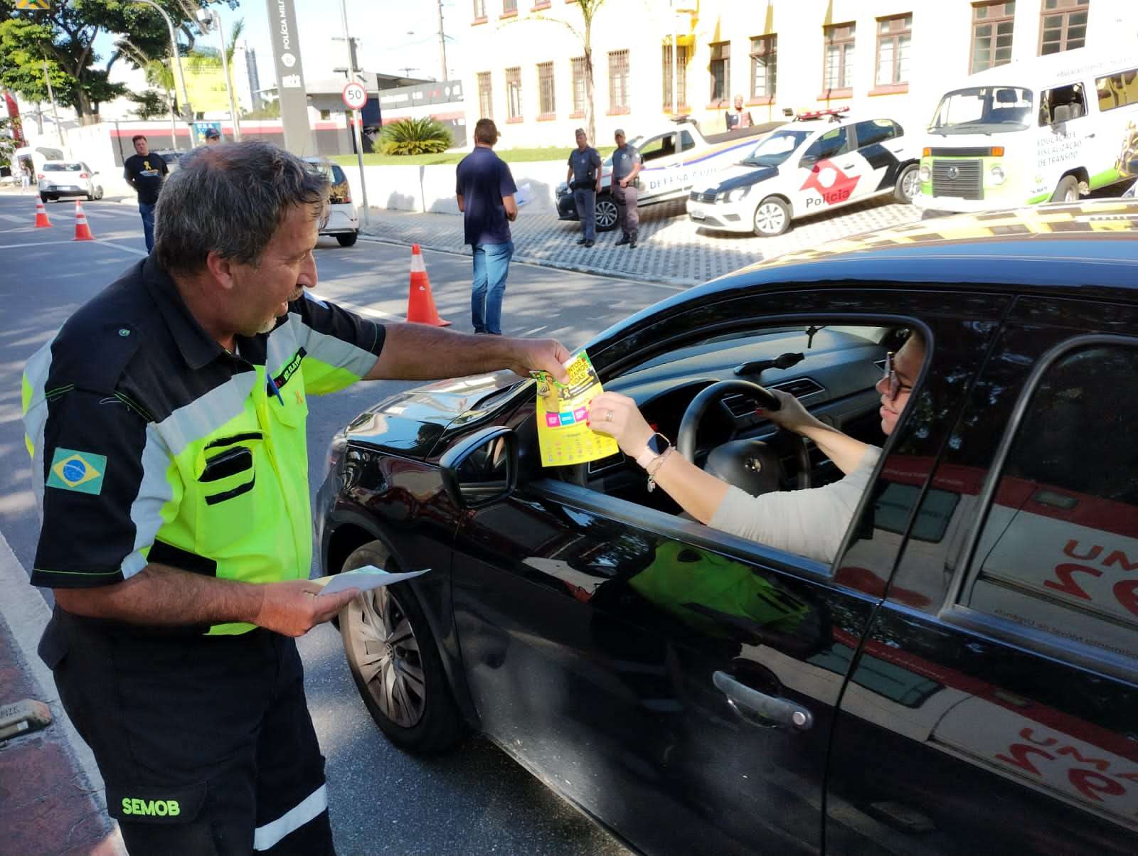 Semob promove semana nacional de trânsito em Taubaté