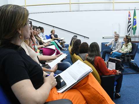 Mulheres empreendedoras participam de encontro na Câmara de São José