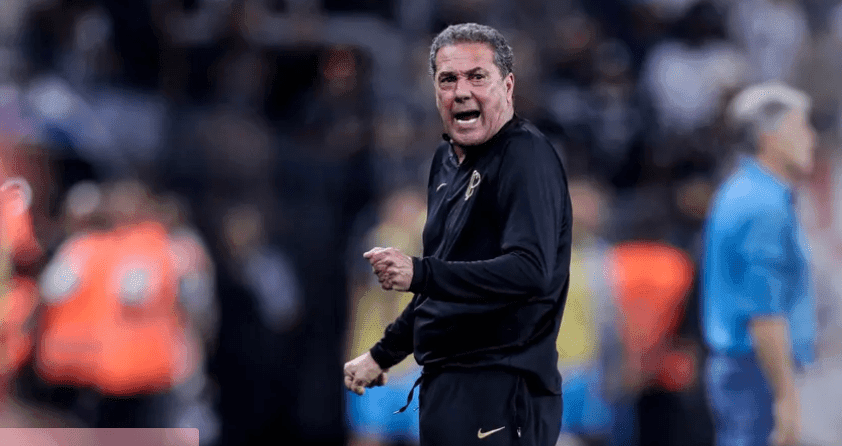 Corinthians demite técnico Vanderlei Luxemburgo