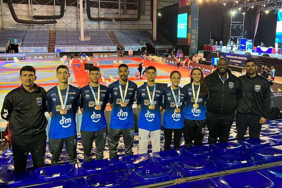 Taekwondo de São José conquista 6 medalhas na Argentina