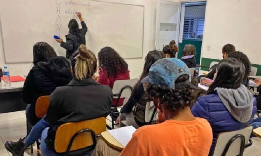 Verdescola abre 30 vagas para curso profissionalizante de Assistente Administrativo em São Sebastião