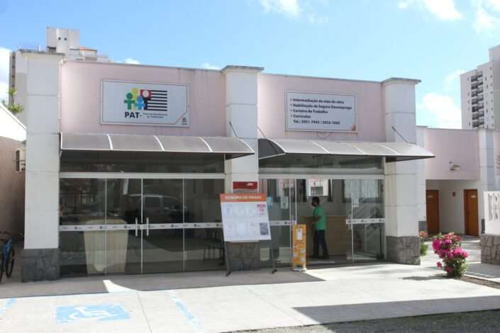 PAT de Jacareí oferece mais de 200 vagas abertas para estágio de Pedagogia