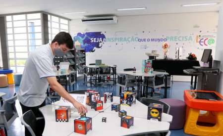 Jacareí recebe kits de Robótica para curso de formação de professores no Lec@