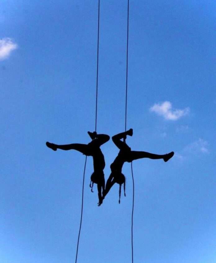 Festidança: Espetáculo “Cidades Invisíveis” apresenta dança vertical no Shopping Centro nos dias 05 e 06 de outubro