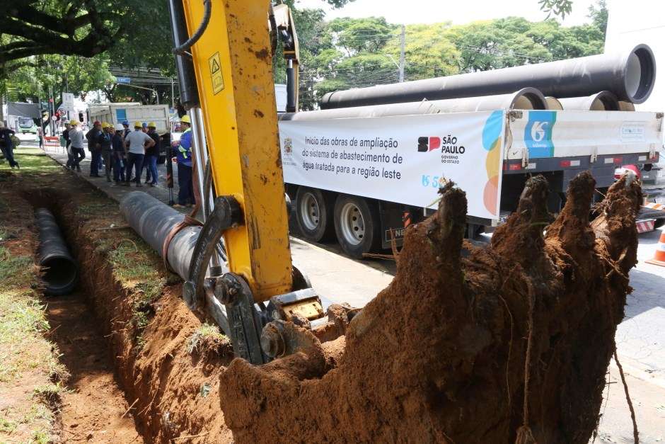 Prefeitura de São José em parceria com a Sabesp dão início as obras de tubulação na Vila Tatetuba