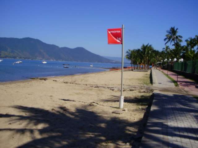 Litoral Norte tem quatro locais impróprios para banho no feriadão