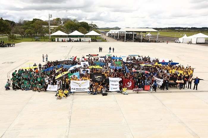 Embraer celebra 25 anos de competição AeroDesign