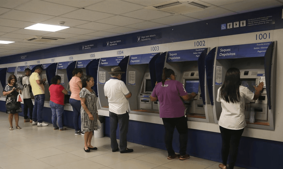 Bancos não abrem nesta quinta-feira de Finados