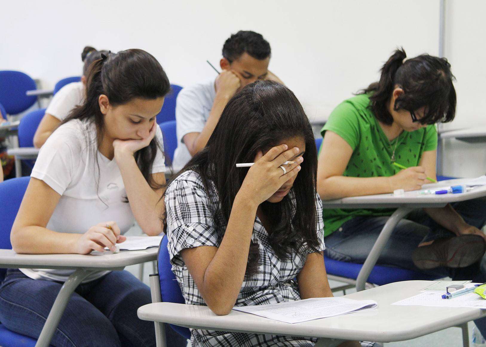 Enem realiza segunda prova neste domingo (12)