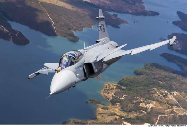 FAB receberá mais dois caças Gripen em dezembro