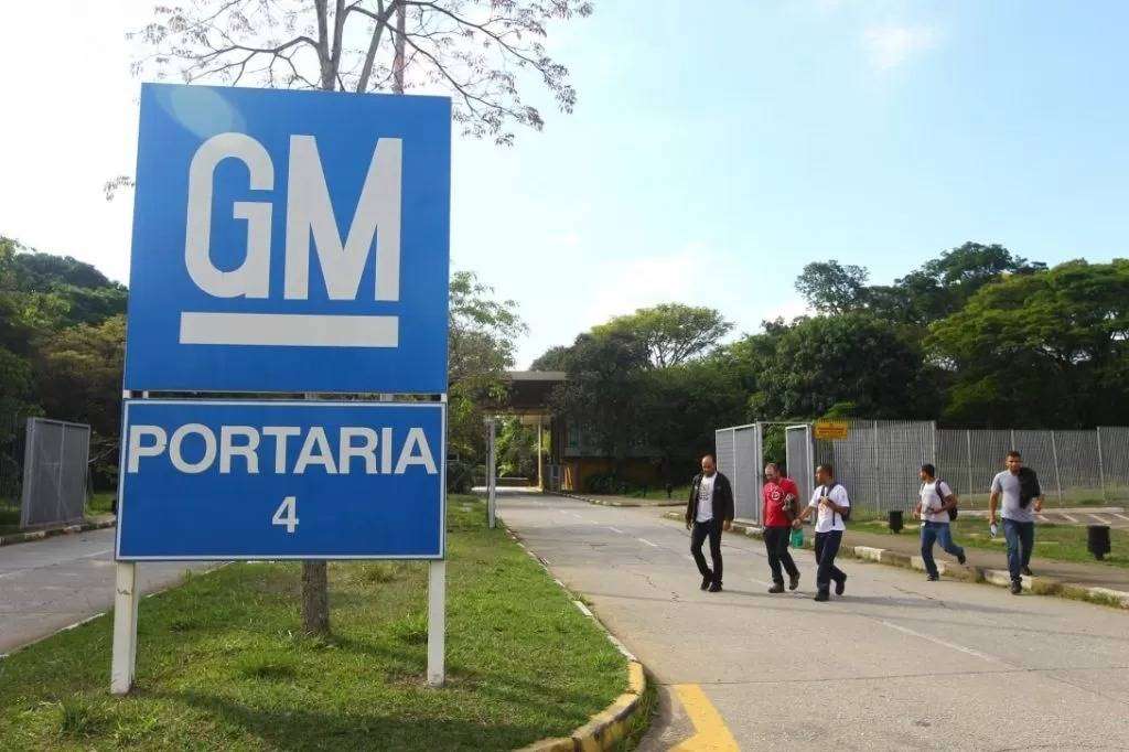 GM cancela demissões das fábricas