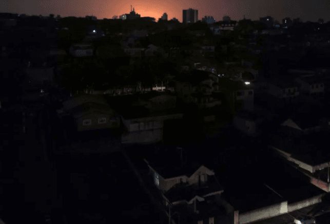 Bairros de São José registram falta de energia causados pela forte chuva desta quarta-feira