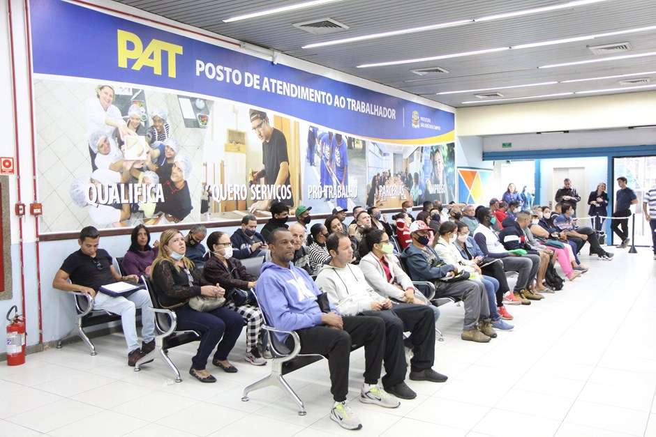 PAT oferece quase 500 vagas de emprego nesta segunda-feira em São José
