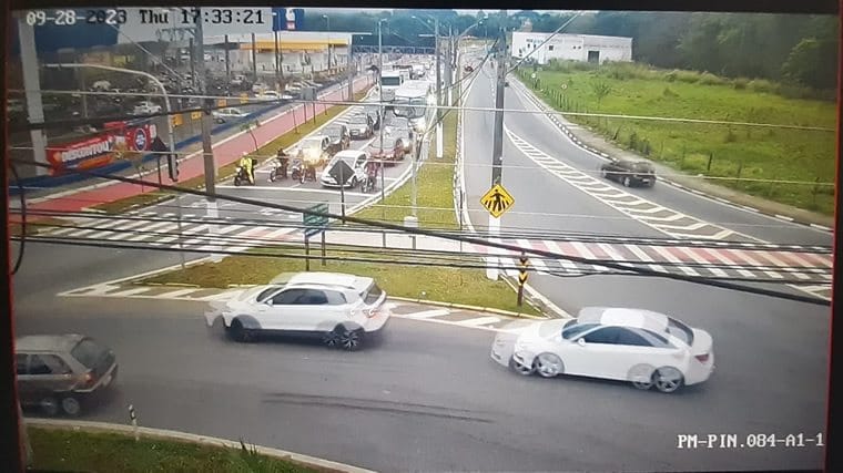 Pinda registra 64 infrações de trânsito e recolhimento de carro e motos no Natal