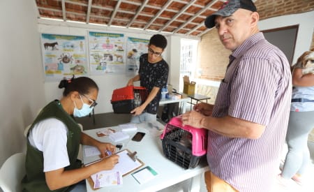 Jacareí realiza vacinação antirrábica neste final de sábado em Jacareí