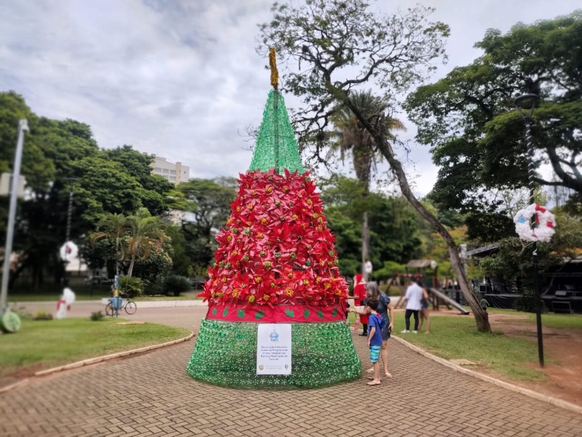 Taubaté realiza carreata e lançamento da decoração de Natal nesta terça