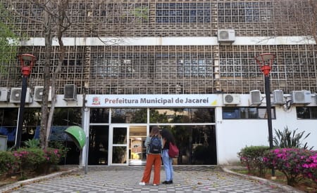 Jacareí dá início ao programa de anistia de juros e multas aos contribuintes
