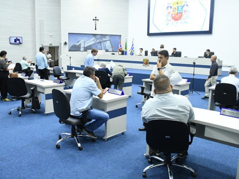 Câmara aprova orçamento de R$ 3,8 bi para a Prefeitura de São José em 2024