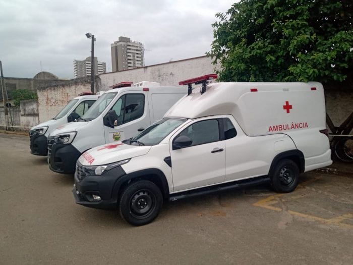 Taubaté adquire ambulâncias para transportar pacientes fora do município