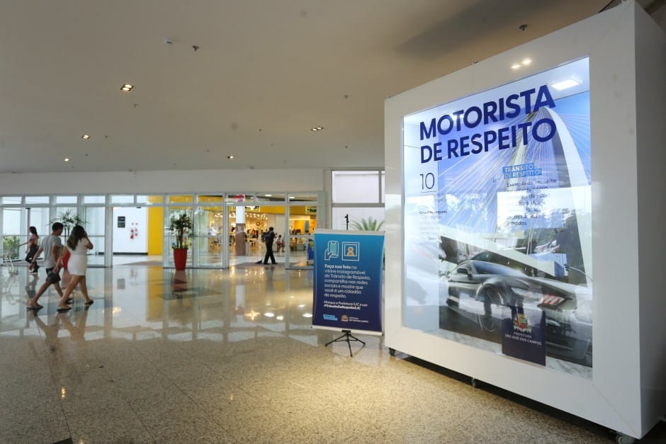 Cabine instagrámavel conscientiza sobre ‘Trânsito de Respeito’ em São José