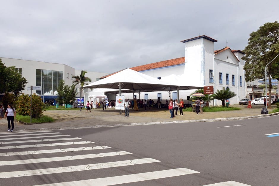 Prefeitura apoia caminhada pelo fim da violência contra a mulher em São José