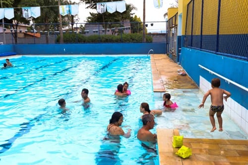 Projeto Verão abre mais 2 piscinas e amplia horário de atendimento em São José