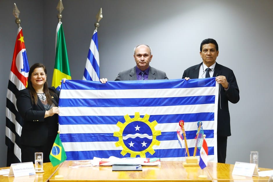 São José assina acordo com San Juan Del Paraná, no Paraguai