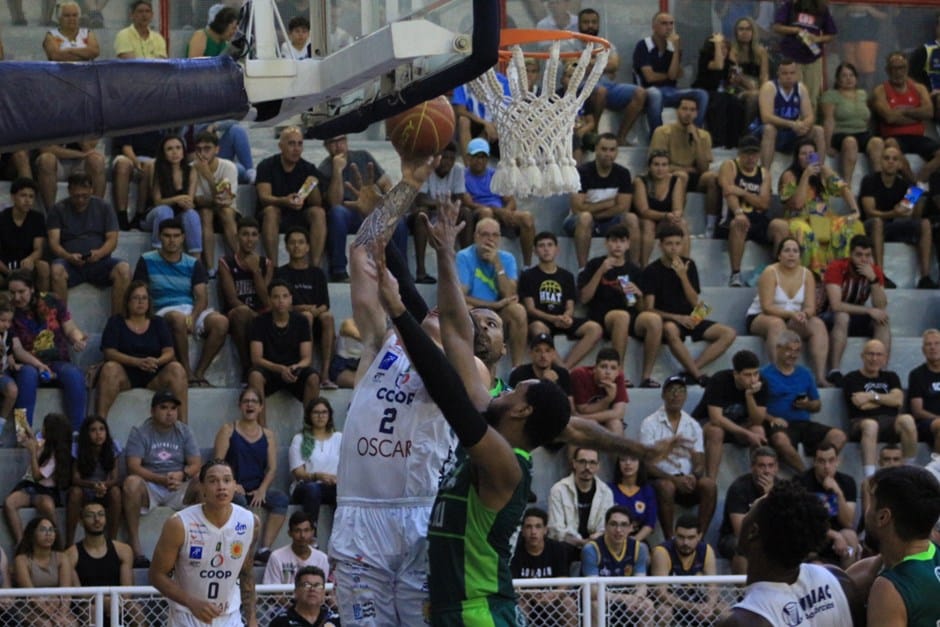 São José Basketball volta à quadra neste sábado para encarar Franca