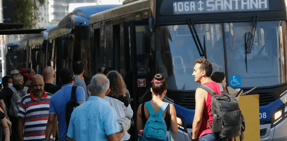 Capital paulista anuncia passe livre nos ônibus aos domingos