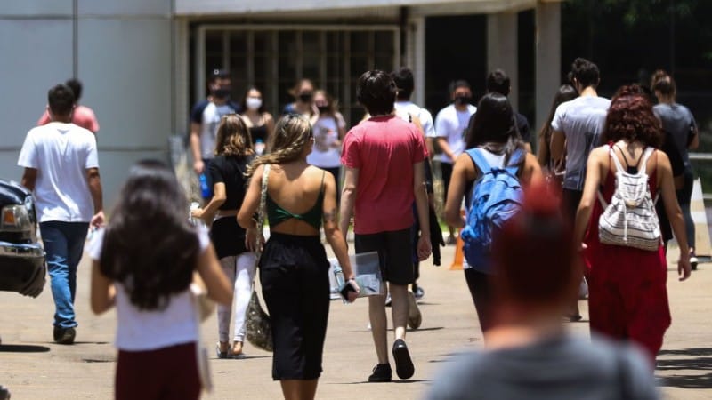 Norte e Nordeste lideram número de estudantes com nota máxima no Enem 2023