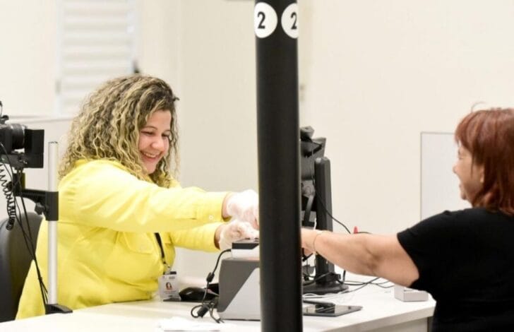Poupatempo inicia atendimento para emitir Carteira de Identidade Nacional