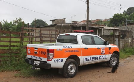 Defesa Civil de Jacareí orienta moradores da região do Pagador Andrade