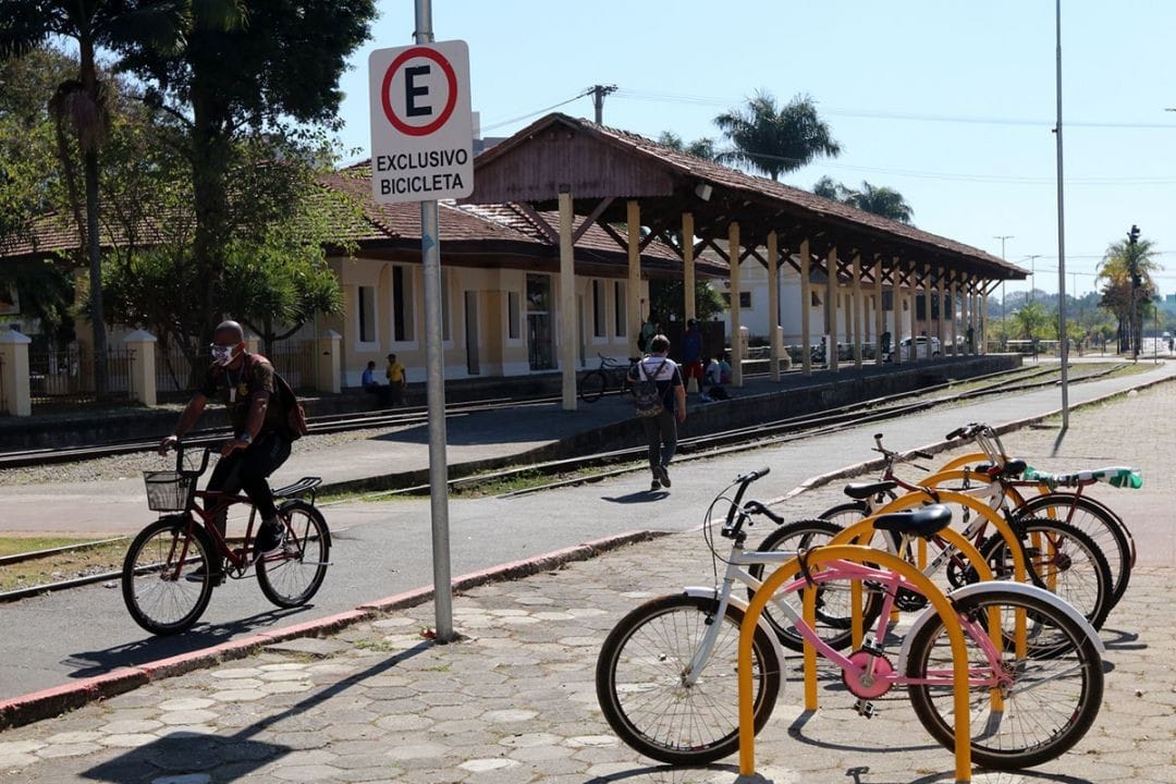 Jacareí terá ações educativas para pedestres e ciclistas, nesta terça-feira (30)