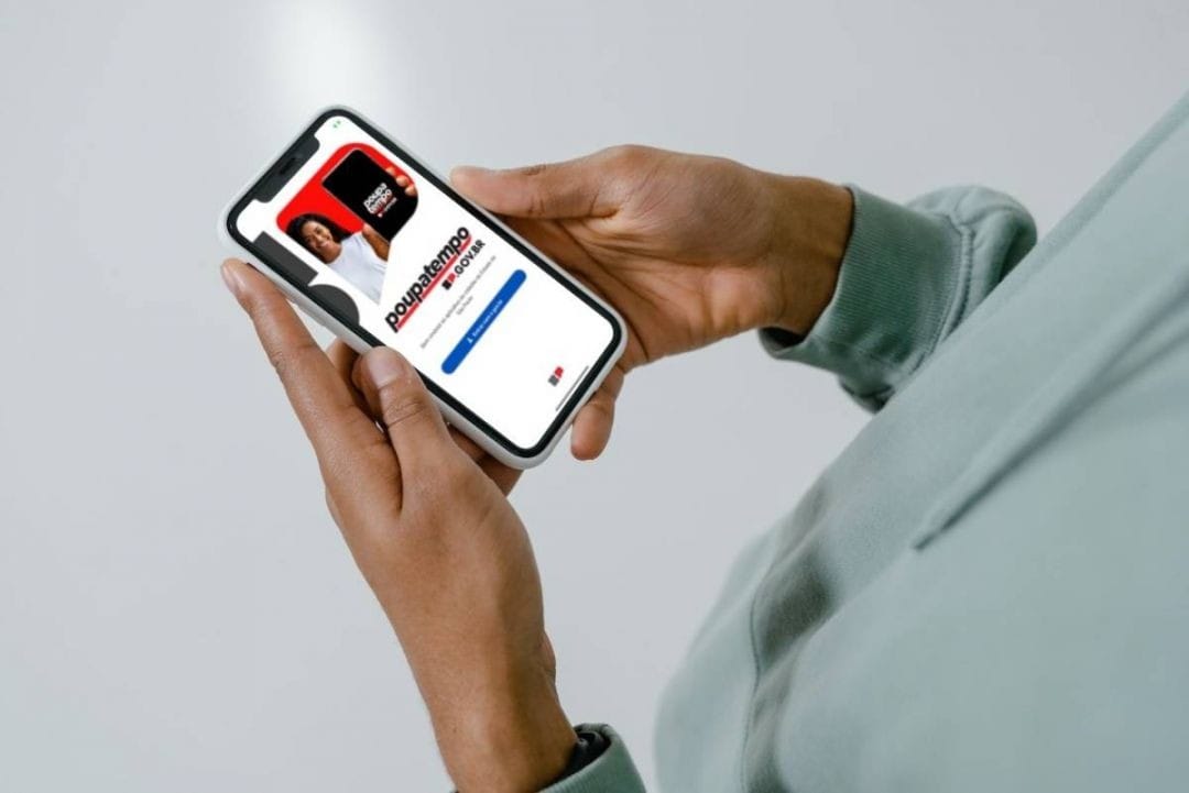 Deficientes auditivos já podem solicitar atendimento no app do Poupatempo